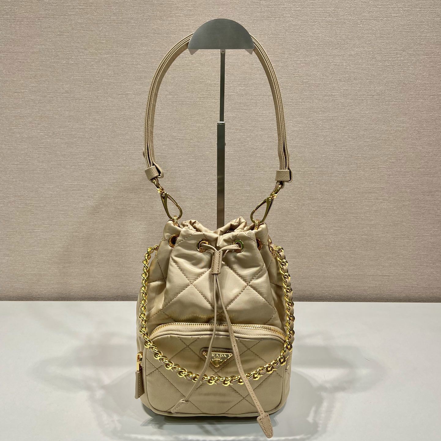 Pra*a bucket bags
